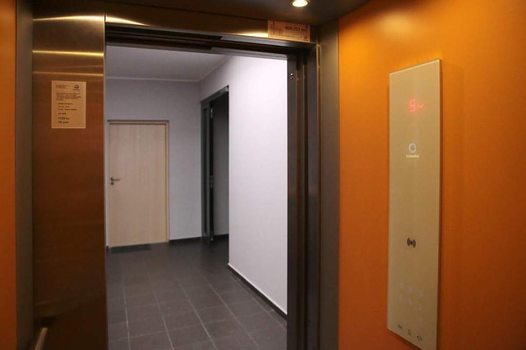 Super-Apartamenty City Center พอซนาน ภายนอก รูปภาพ